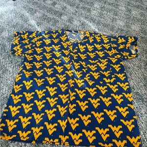 Blue and Yellow Graphic T-Shirt